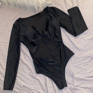 Black long sleeve bathing suit Size M